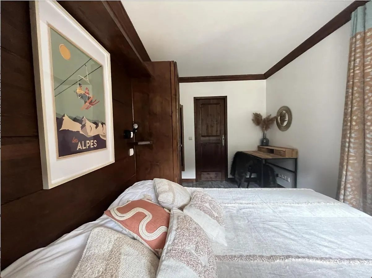 Appartement Manoir De Savoie Arc 1950 contacts